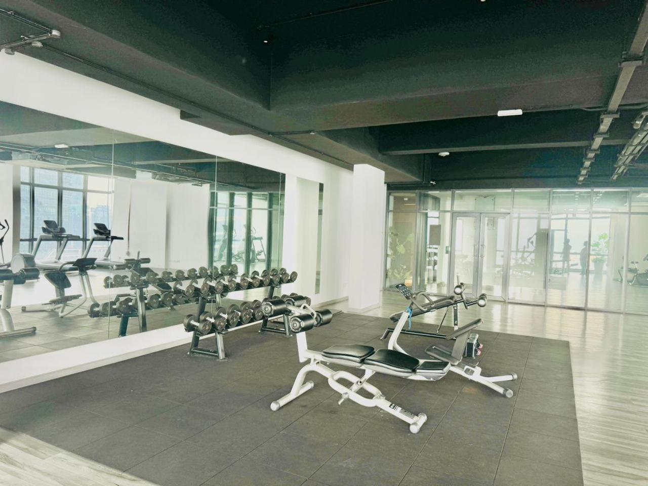 Crown Suites The Manor Klcc Kuala Lumpur City Center 外观 照片