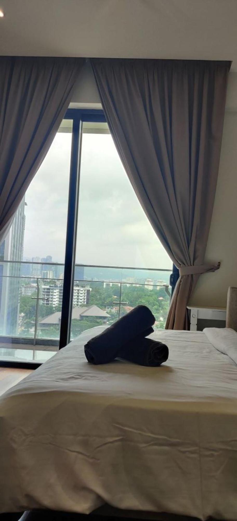 Crown Suites The Manor Klcc Kuala Lumpur City Center 外观 照片